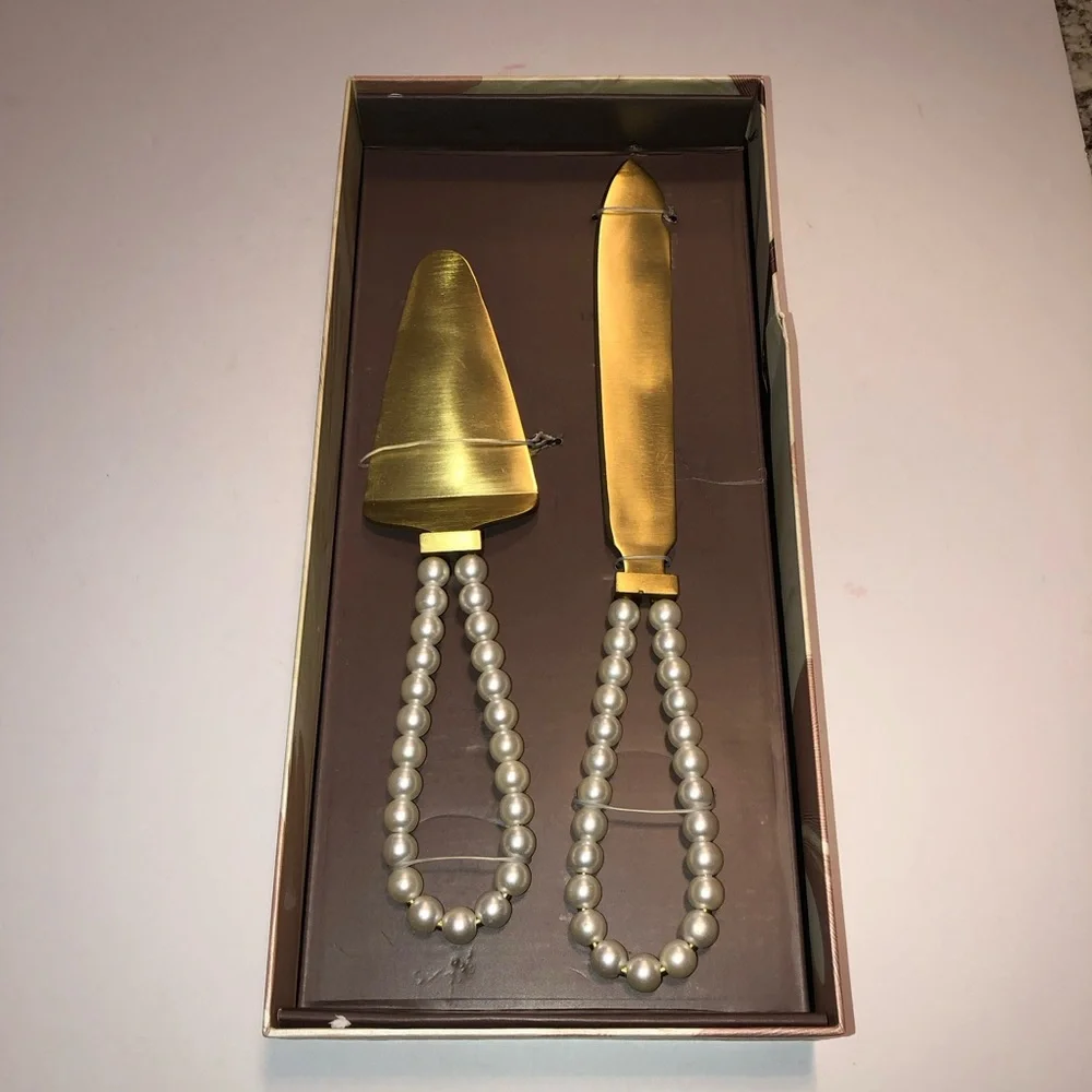 New Anthropologie Home Decor Perla Ivory Pearl Cake Serve Knife Wedding Set